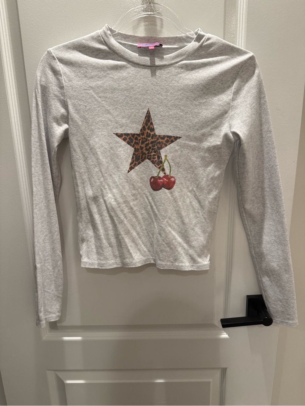 Light Gray Long-Sleeve Graphic Tee with Leopard Star & Cherries